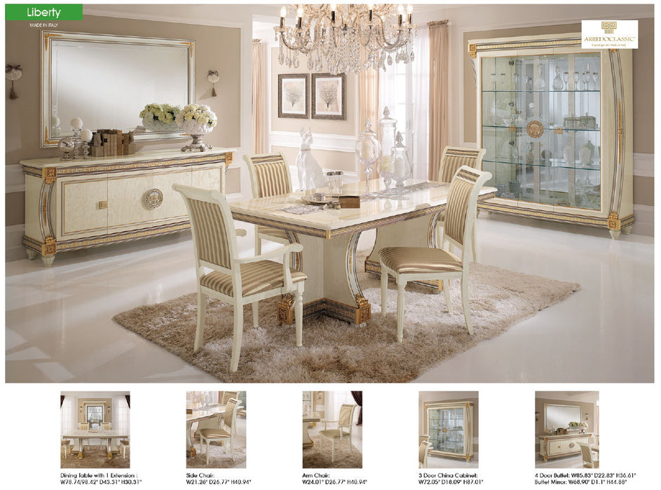 Liberty Day Dining room