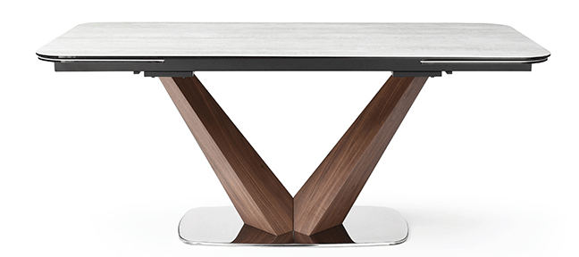 9188 Table with 1287 chairs