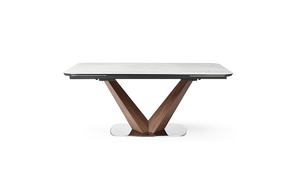 9188 Table with 1287 chairs