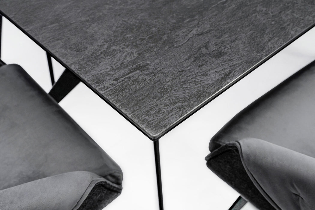 Aurora Onyx Dining set