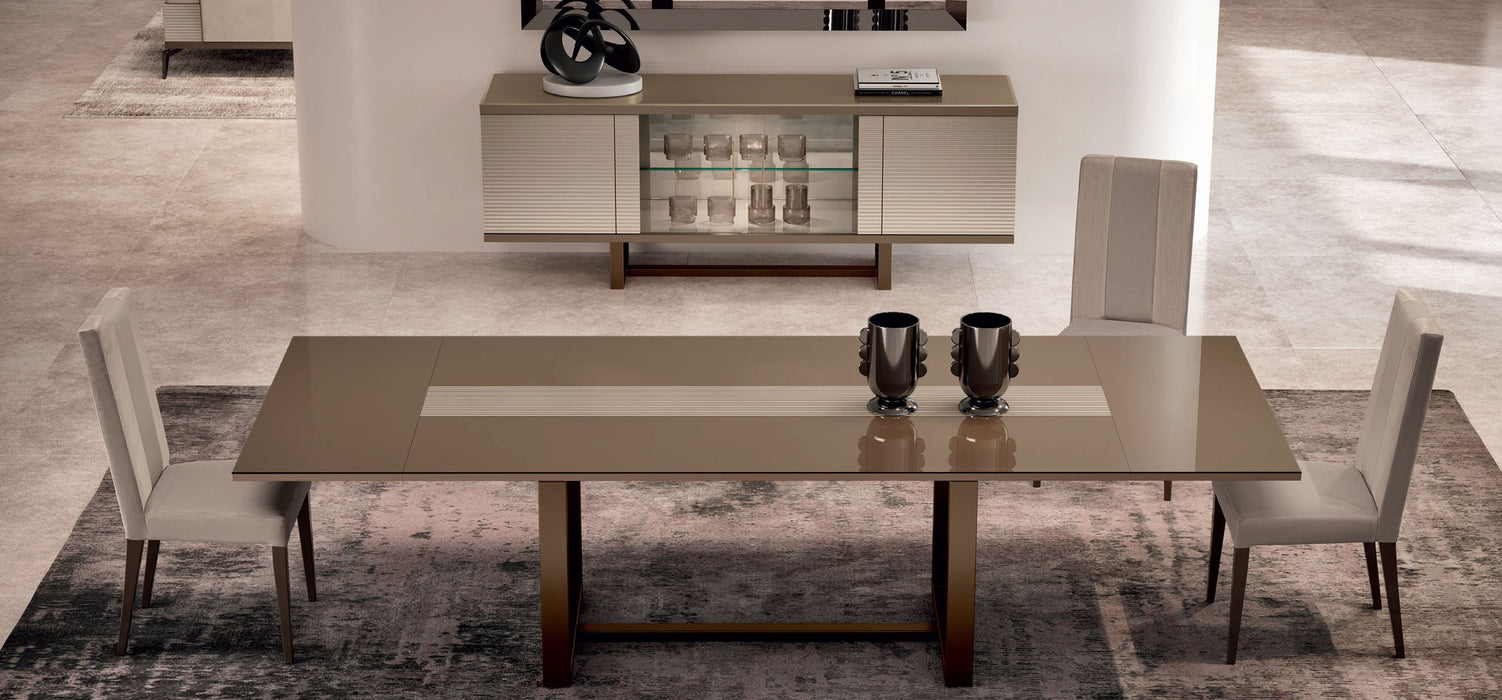 Linea Dining room