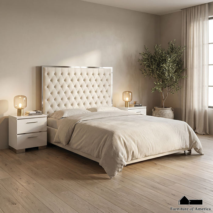 Vastano Bed - Chrome/White / Queen Bed