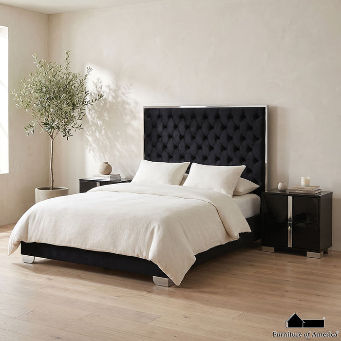 Vastano Bed - Chrome/Black / Queen Bed