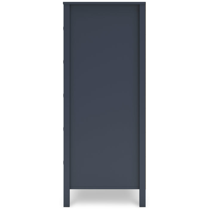 Simmenfort Chest of Drawers