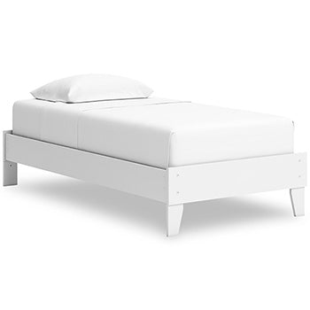 Hallityn Chest of Drawers - White