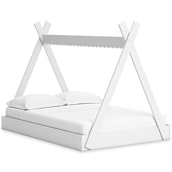 Hallityn Chest of Drawers - White