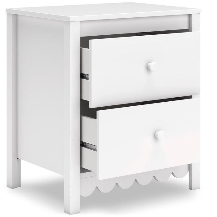 Hallityn Nightstand