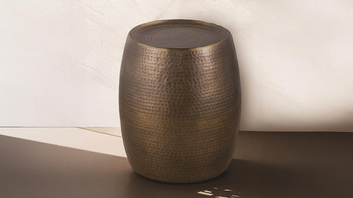 501 End Table – ET-501-25-18 END Table Gold by Galaxy Home Furnishings