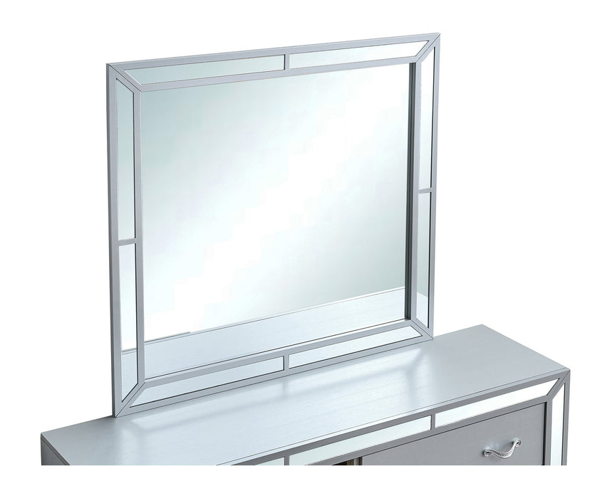 Glory Furniture Murry Mirror