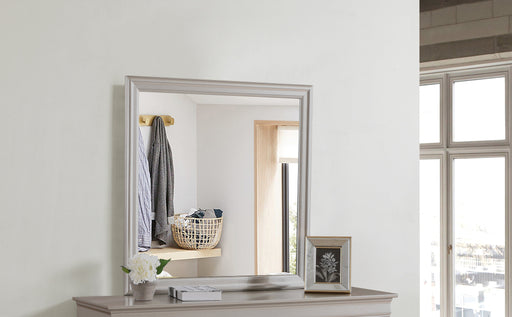 Glory Furniture Lorana Mirror