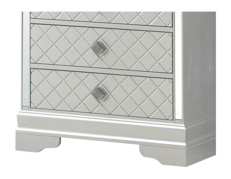 Glory Furniture Verona Chest