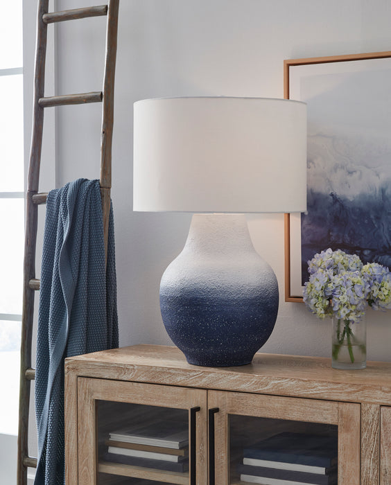 Dashland Table Lamp