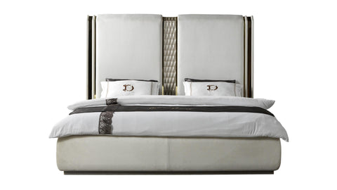 Cama Latoya