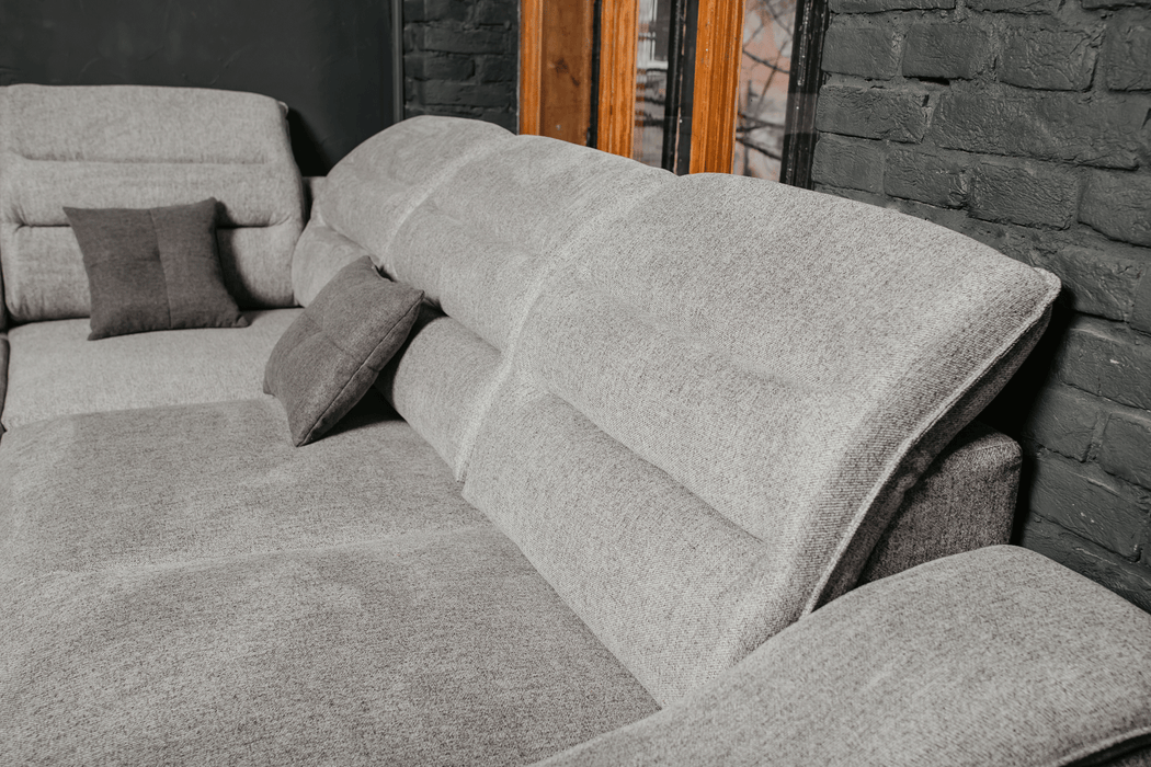 Oliver Sectional w/ Bed and Storage