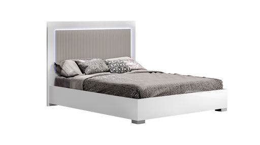 Luxuria Bed 
