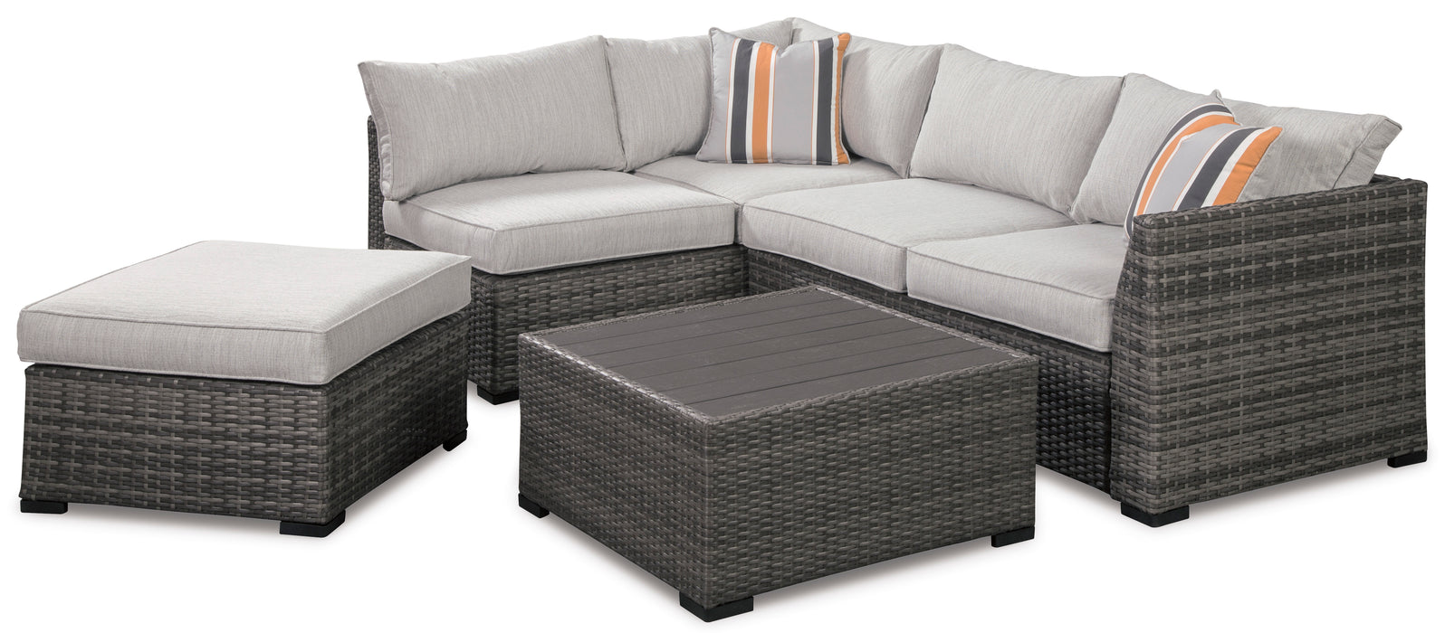 Cherry Point 4-piece Outdoor Sectional Set