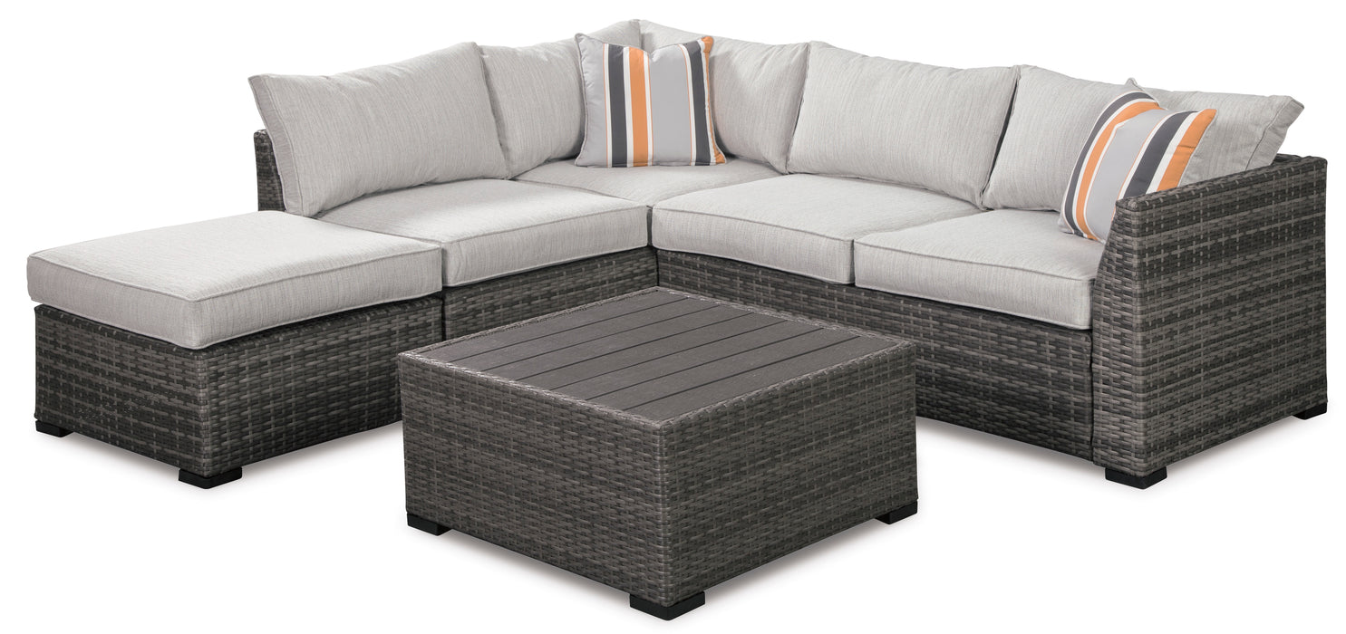 Cherry Point 4-piece Outdoor Sectional Set