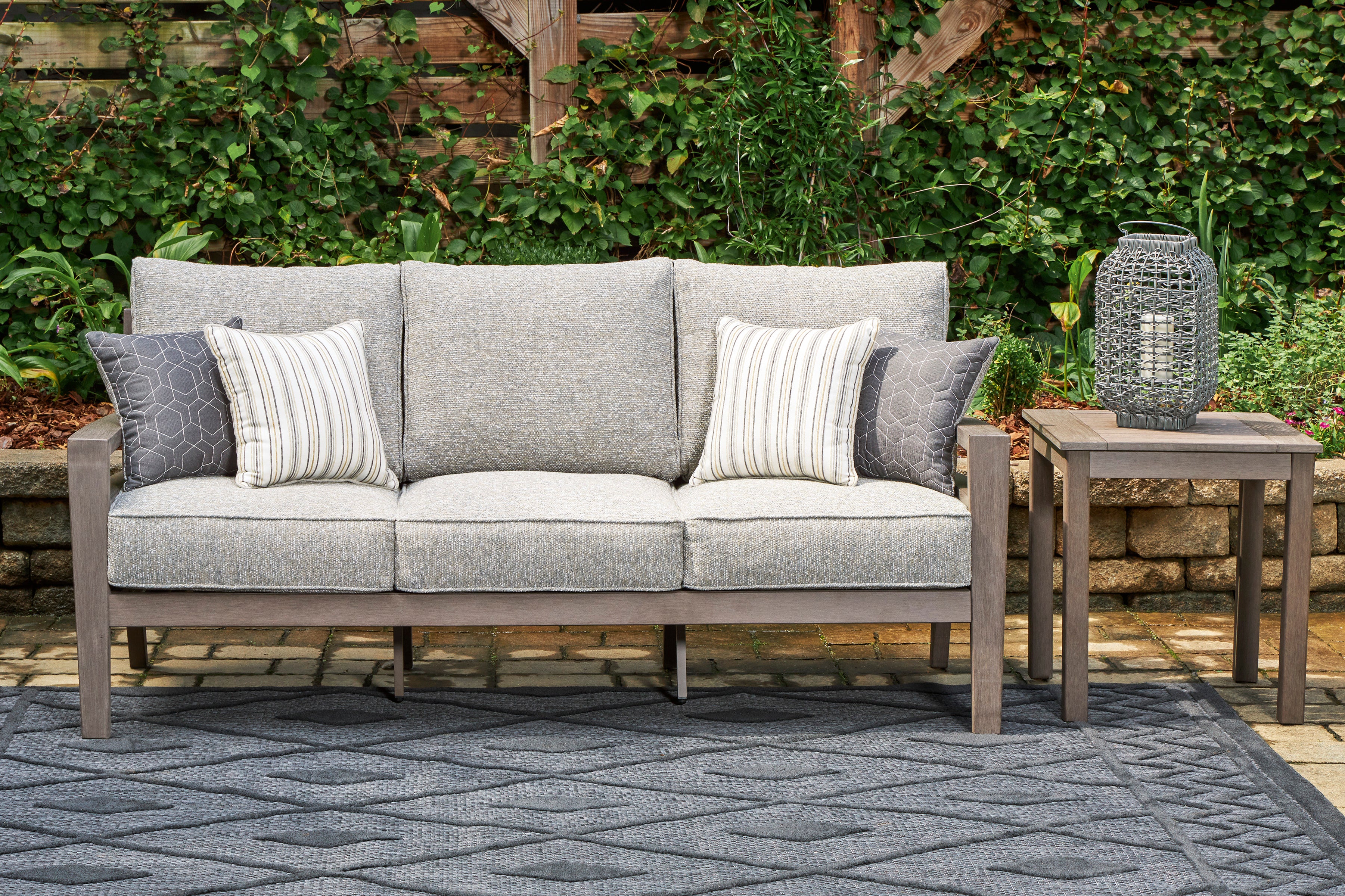 Hillside Barn Outdoor Sofa with Cushion