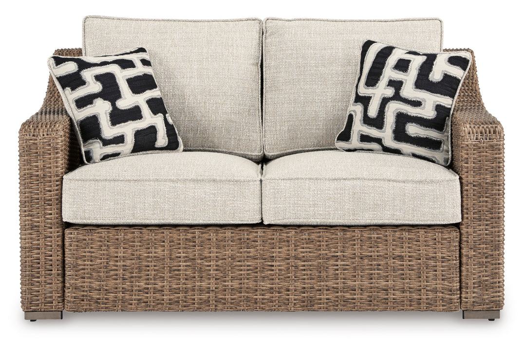 Beachcroft Outdoor Loveseat with Cushion