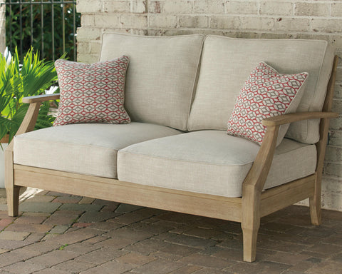 Loveseat Clare View con cojín