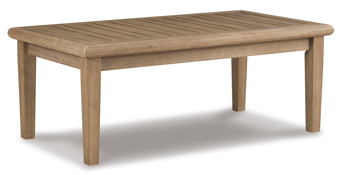 Gerianne Coffee Table