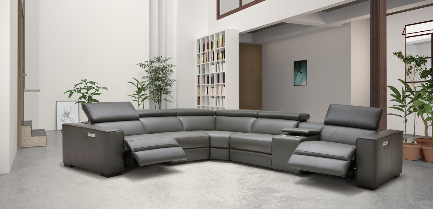 Picasso Motion Sectional