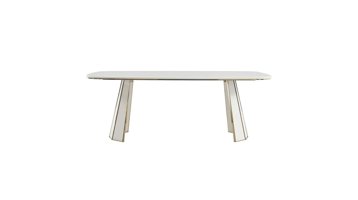 Plaza Dining Table