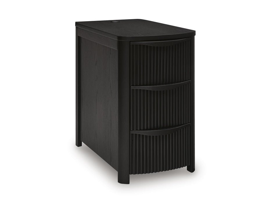 Camdill Chairside End Table