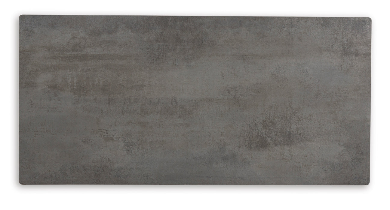 Dynnford Table (Set of 3)