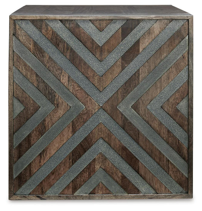 Dreggan End Table - image 4