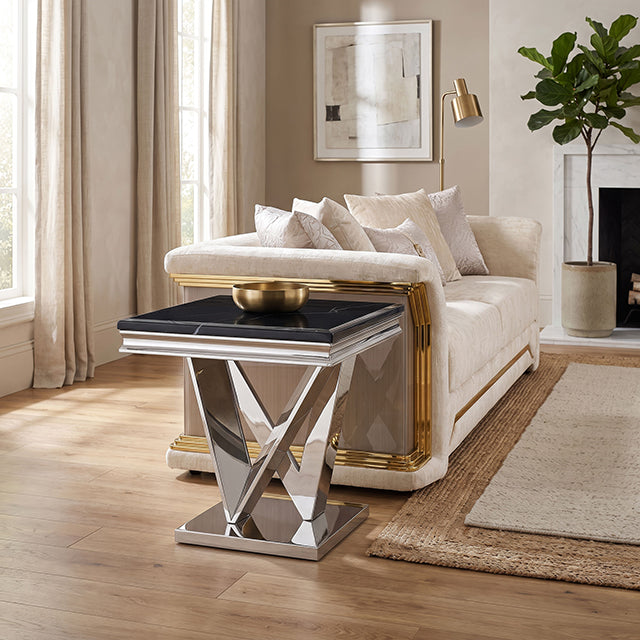 Villarsglane End Table - Black/Chrome