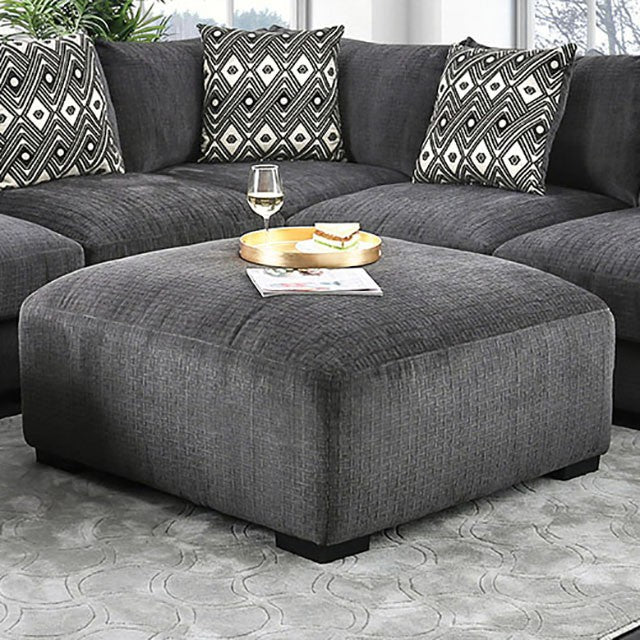 Kaylee Sectional Set