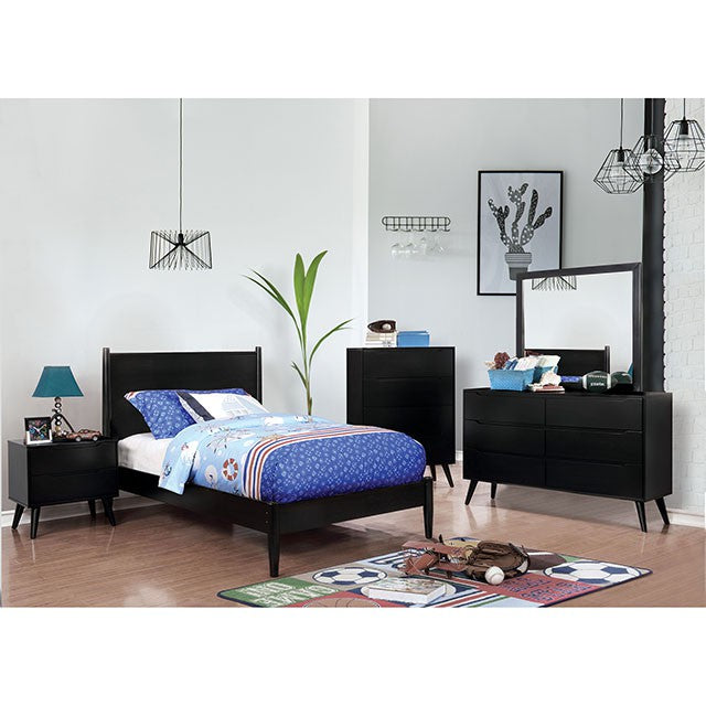 Lennart Chest