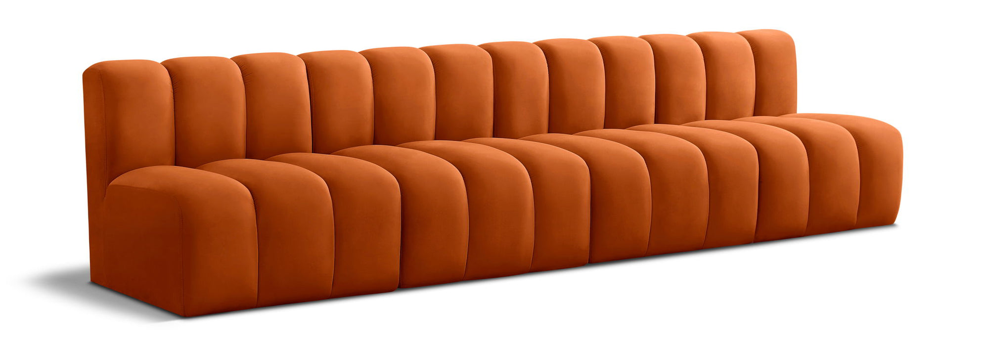 Seccional modular tapizado en terciopelo Arc de 119" de 4 piezas
