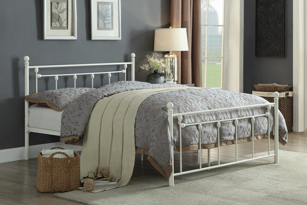 Lia Platform Bed