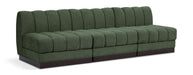 Quinn Living Room Set