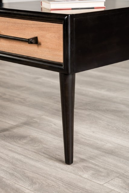 Lakeside End Table - Light White Wash