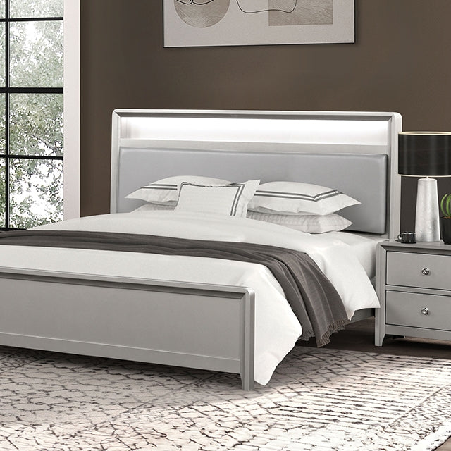 Bryne 4 Pc Bedroom Set - Champagne