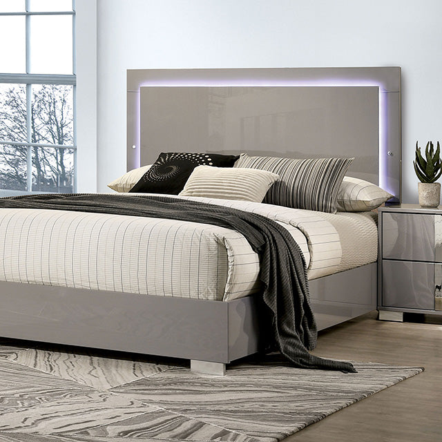 Sinistra 4 Pc Bedroom Set - Light Taupe