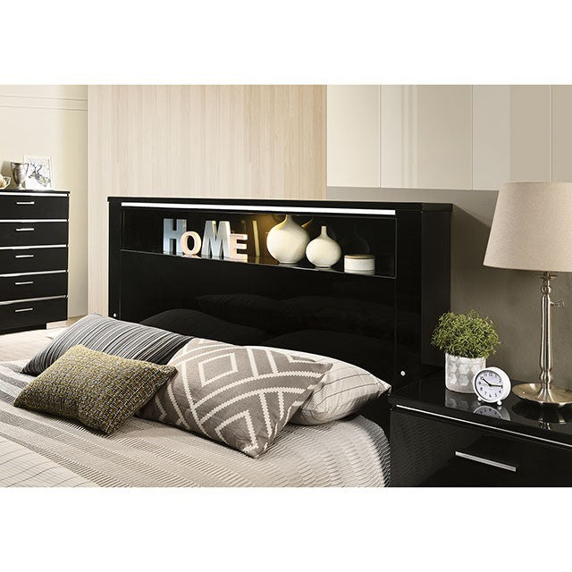 Carlie 4 Pc Bedroom Set - Black