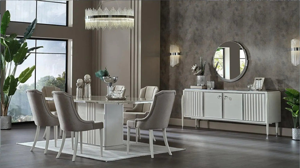 Gravita Dining Room