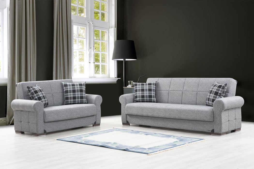 Silva Loveseat