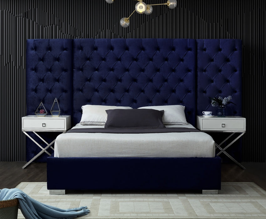 Grande Velvet Bed By Meridian Furniture